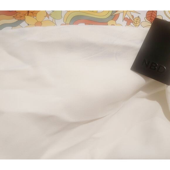 NBD Hollywood & Vine Mini in White NWT Size Small - Picture 5 of 5